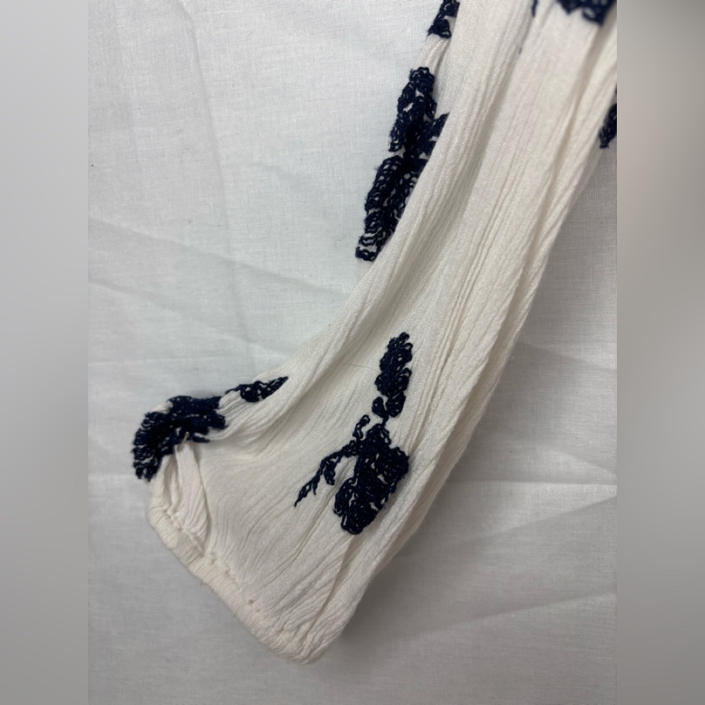 Free People S Boho White Lined Tunic Top with Navy Floral Embroidery - Picture 6 of 12